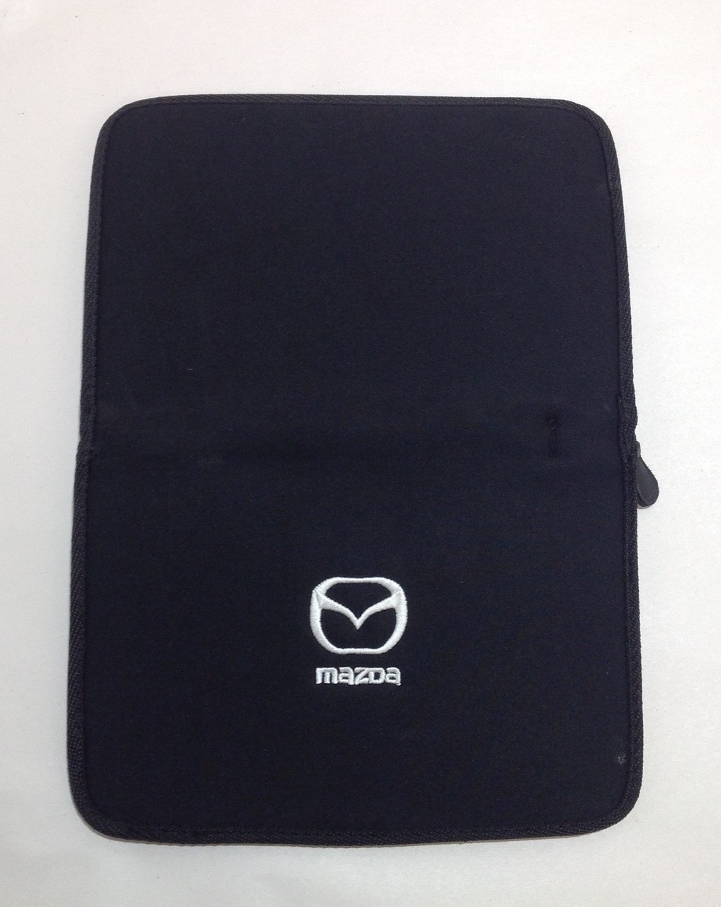 2004 Mazda Miata Owner's Manual w/ Case / Booklet / OEM / NB054