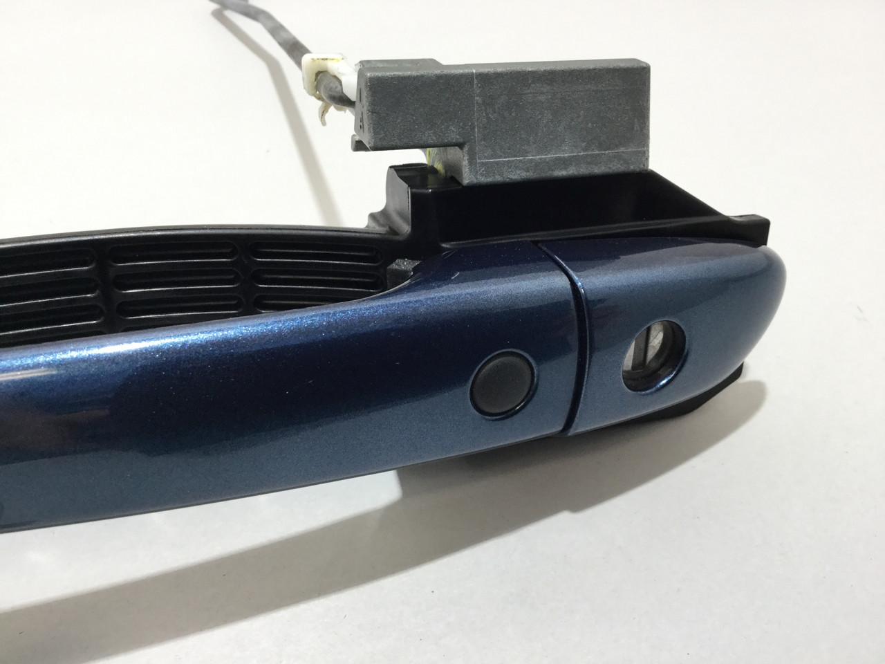 2016-2019 Mazda Mx5 Miata Driver Exterior Door Handle / Keyless