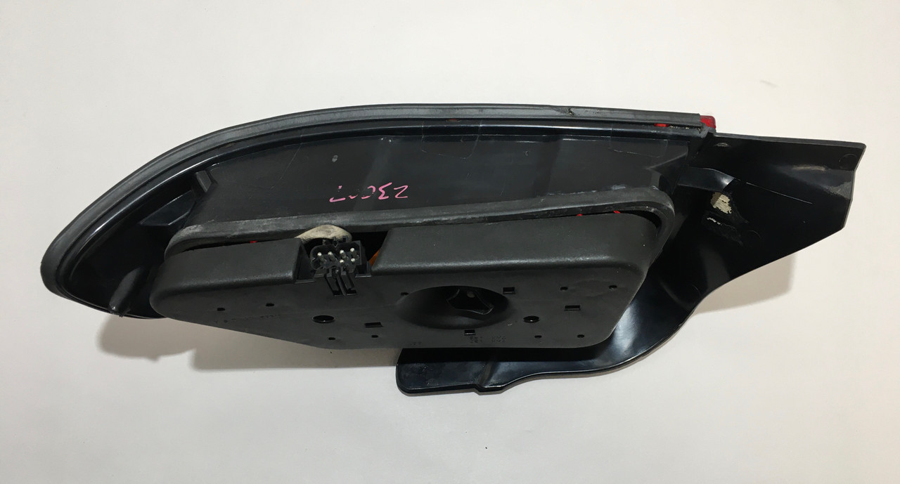 1996-1998 BMW Z3 Driver Side Taillight Assembly / OEM / Z3007