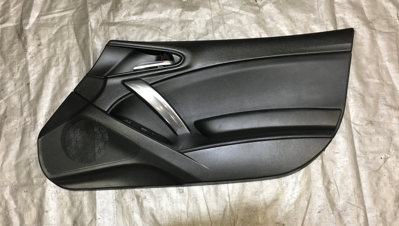 2017-2019 Fiat 124 Spider Interior Door Panels / OEM / Black