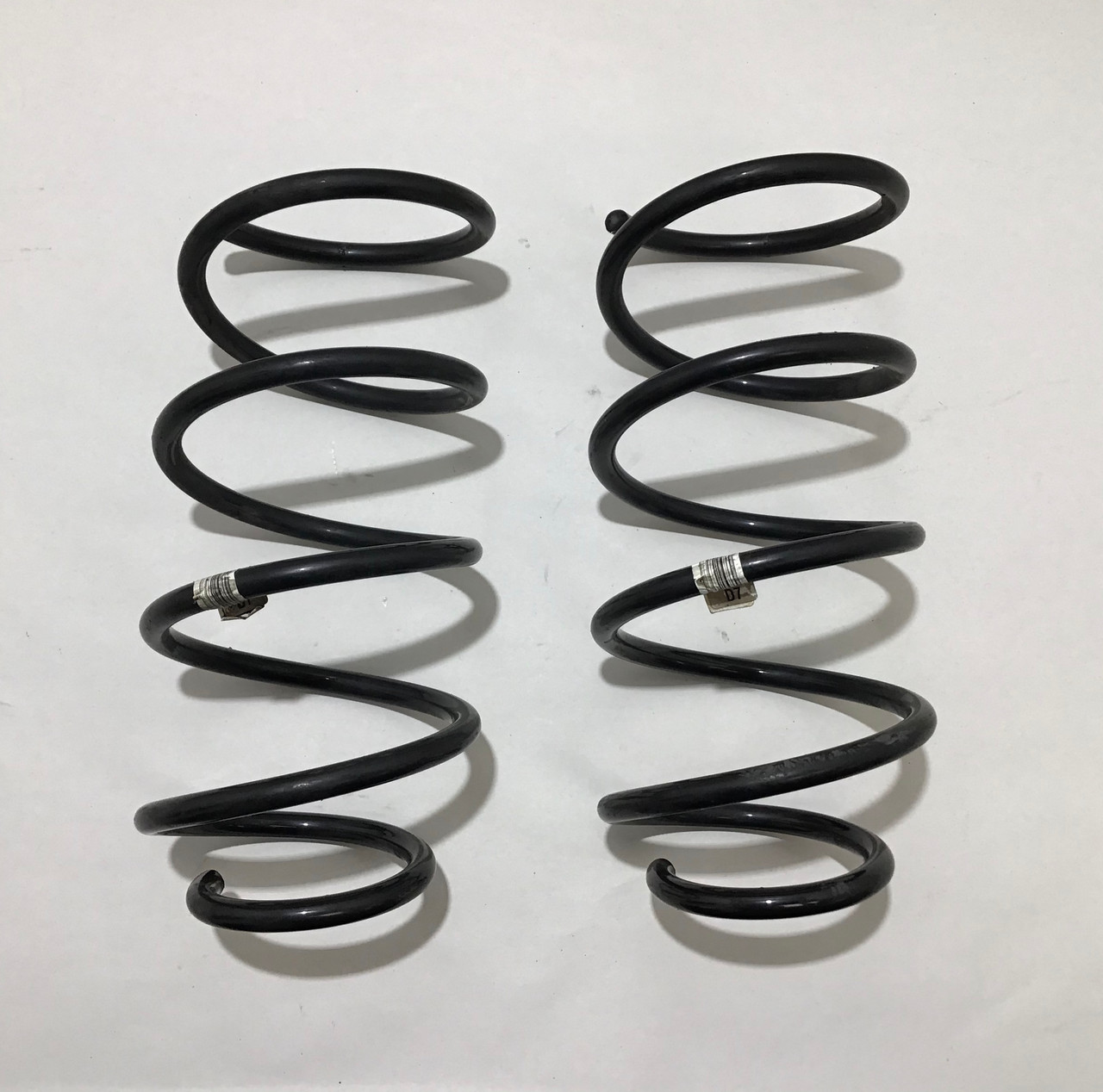 B-moming  2008-2013 BMW 135i Convertible M Sport Suspension Springs