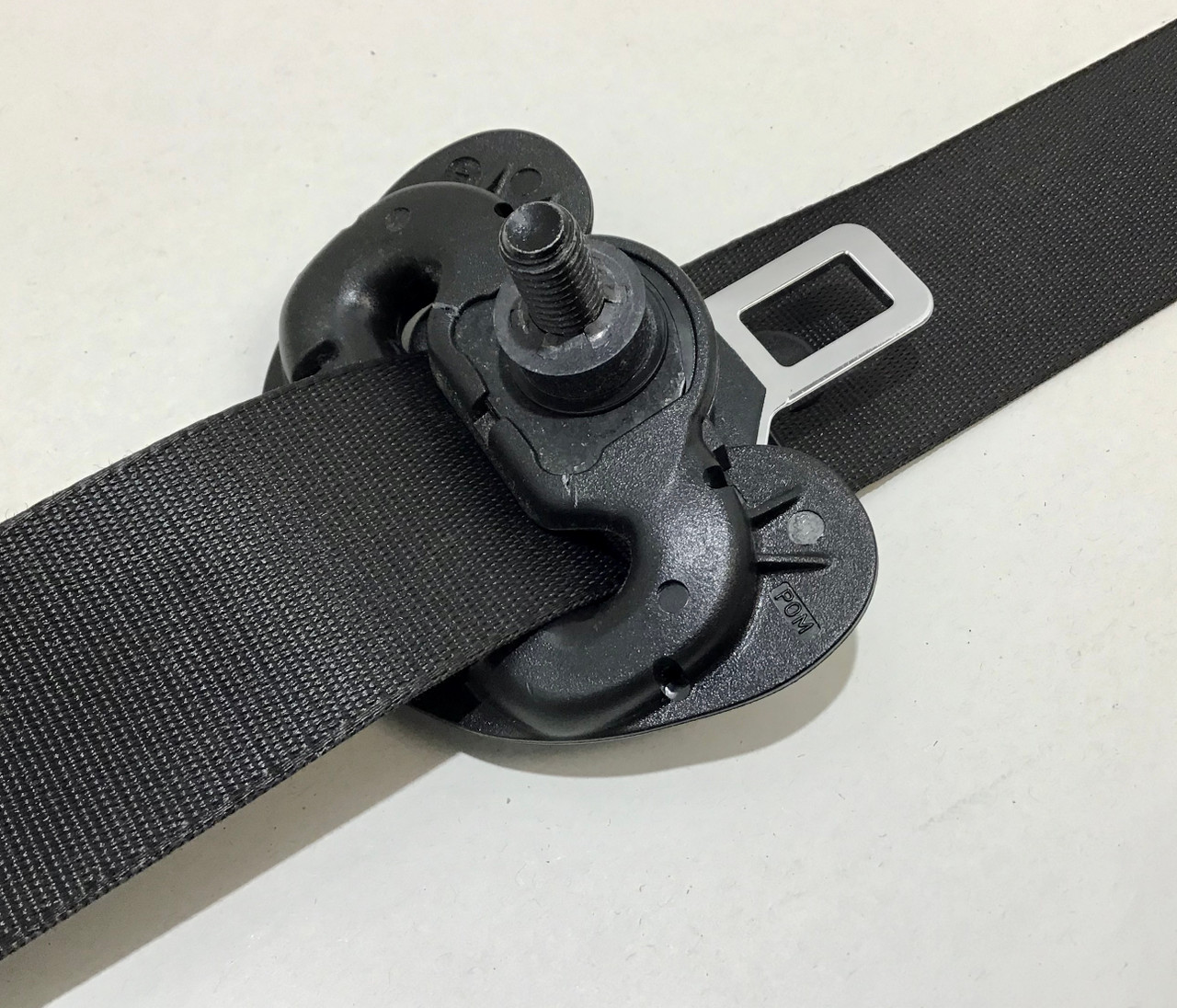 20072009 Mini Cooper R56 Hatchback Front Seat Belts / Pair / R2012