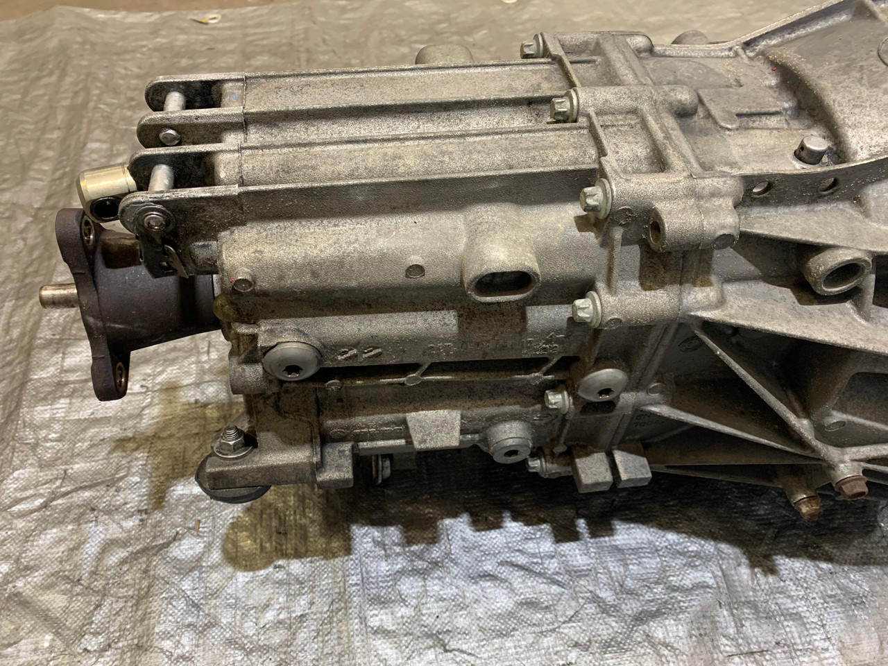 20092011 BMW E89 Z4 sDrive30i ZF 6 Speed Manual Transmission / * FOR