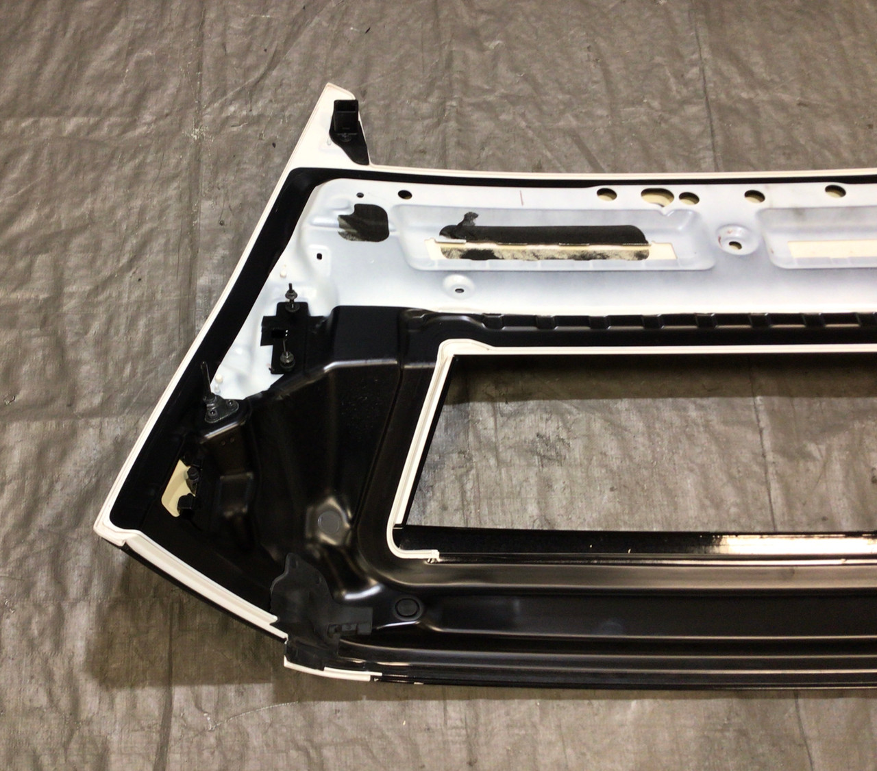 2017-2019 Mazda MX5 Miata RF Rear Clamshell Panel / Arctic White