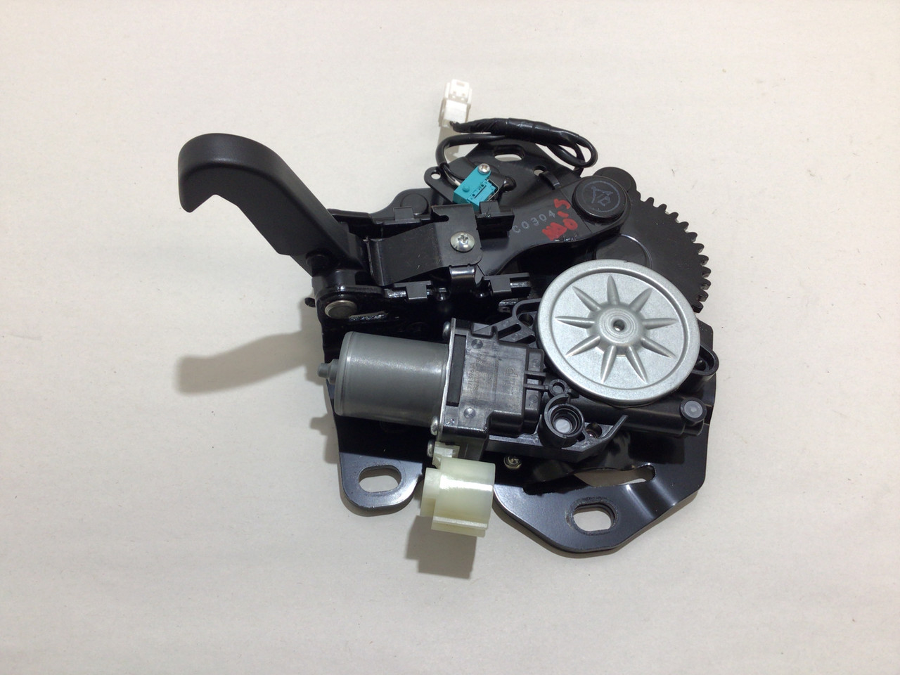 2017-2019 Mazda Mx5 Miata RF Fastback Roof Locking Motor w/ Latch
