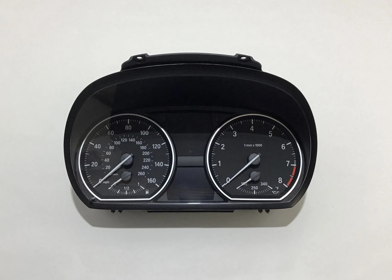 2009 BMW 135i Instrument Gauge Cluster / 94k / 1024976-98 / B1002