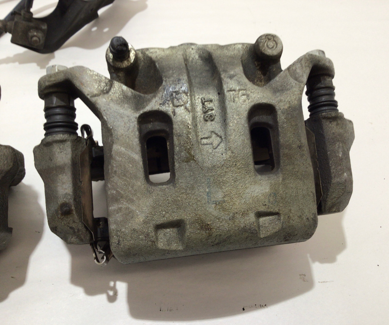 2009-2020 Nissan 370Z Brake Calipers w/ Brackets Lines / OEM / 72k