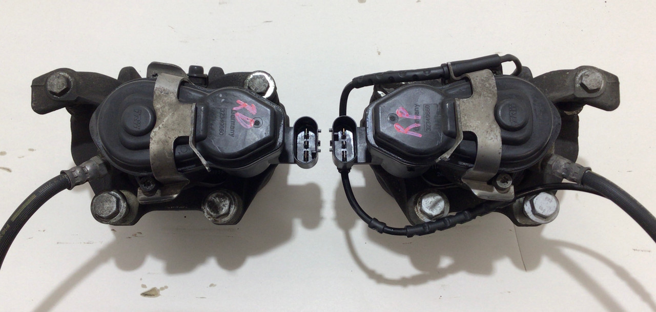 20092016 BMW E89 Z4 Brake Calipers / Set of 4 / 103k / Z4904 Redline