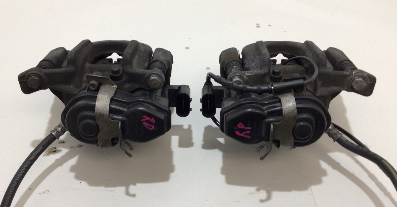 20092016 BMW E89 Z4 Brake Calipers / Set of 4 / 103k / Z4904 Redline