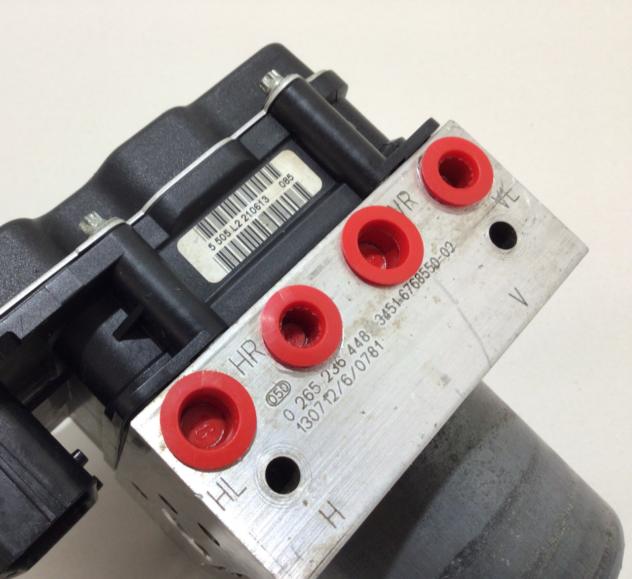  J01 ABSポンプ制御モジュール 3450-5A96C08-02 BMW J01 ABSポンプ制御モジュール 3450-5A96C08-02｜Aihsacademy.com
