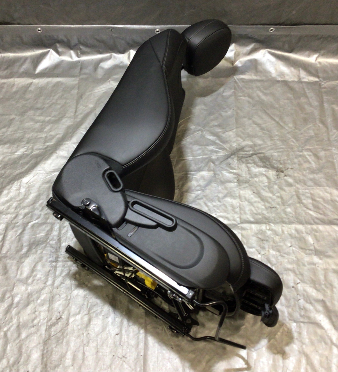 2015-2019 Mini Cooper F55 4DR Hatchback Passenger Seat Assembly / Black ...