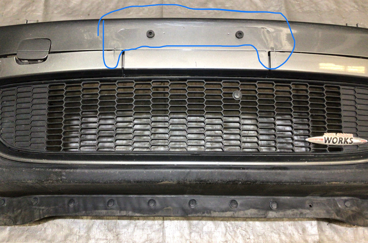 *Damaged* 20072010 Mini Cooper S JCW R56 Front Bumper Cover / R2021