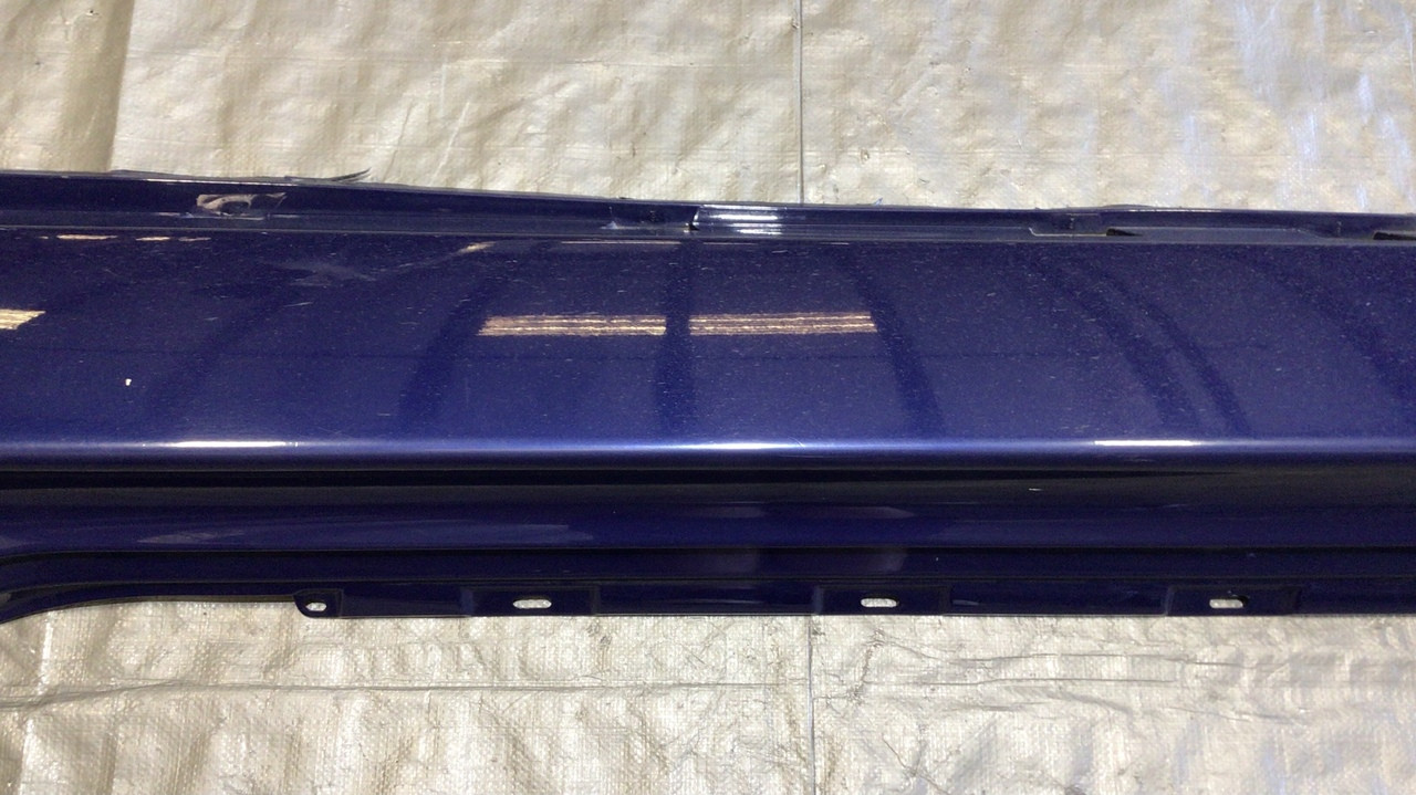 2006-2010 BMW M6 Driver Side Skirt / Rocker Moulding