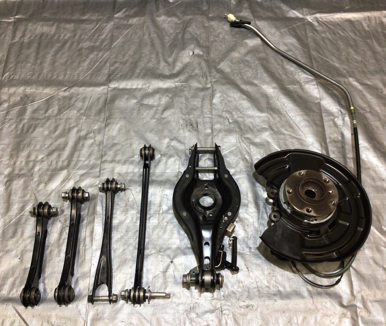 2014-2020 BMW 2 Series Driver Rear Spindle / Control Arms / 77k / B2003