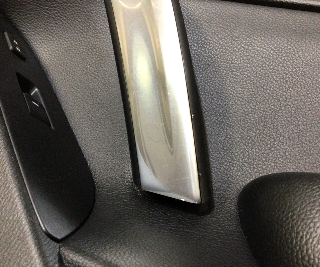 FIAT 124 Door Panel Clip - Fits all