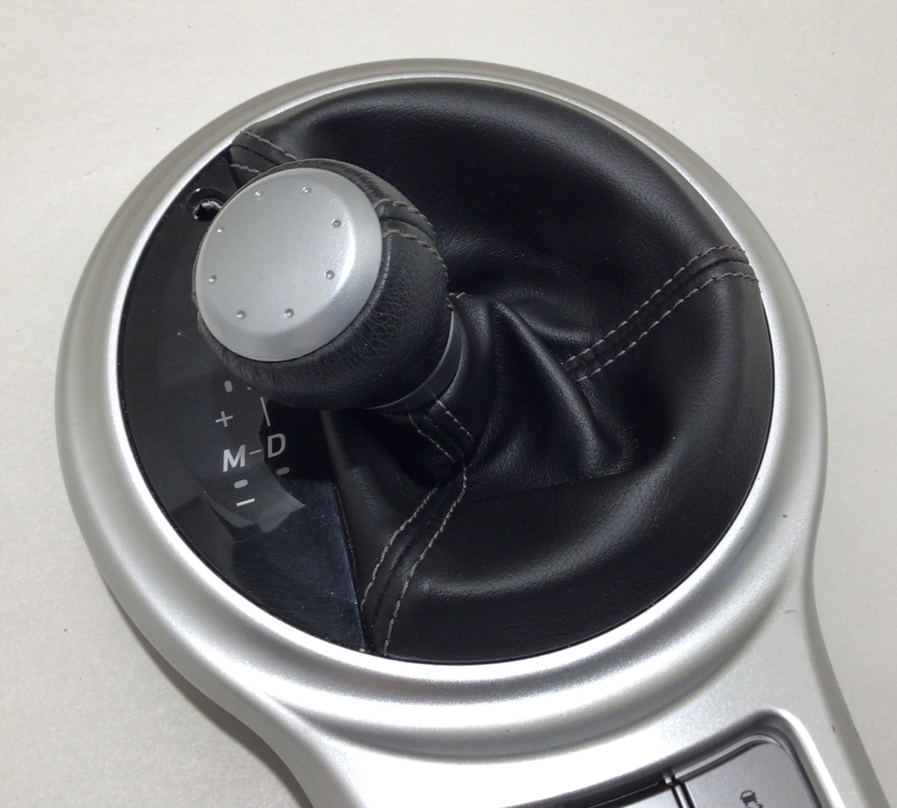 20172020 Toyota 86 Automatic Shift Knob w/ Indicator / Trim / FB025