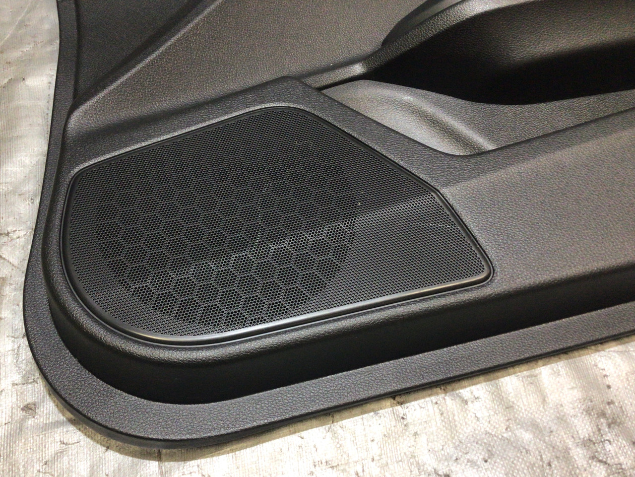 2017-2021 Honda Civic Type R FK8 Passenger Front Interior Door Panel ...
