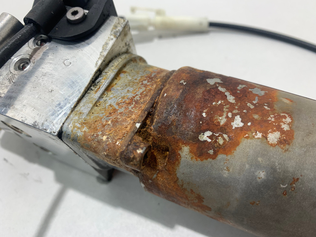 DAMAGED* 2003-2008 BMW E85 Z4 Convertible Top Hydraulic Pump w