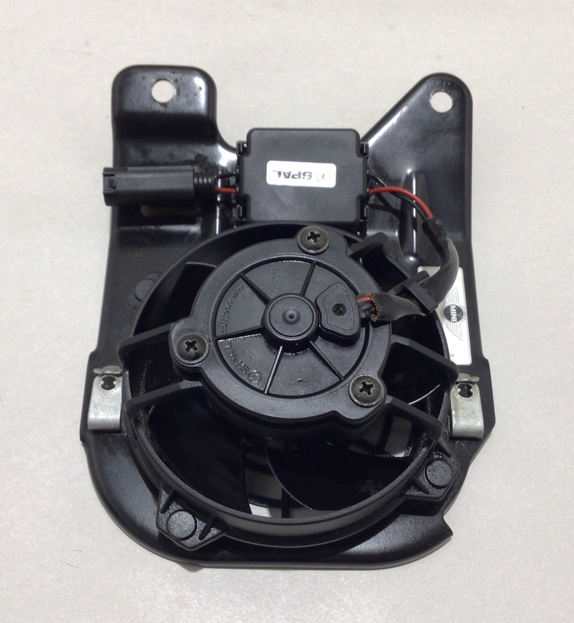 20022006 Mini Cooper Power Steering Pump Cooling Fan / OEM / R1019