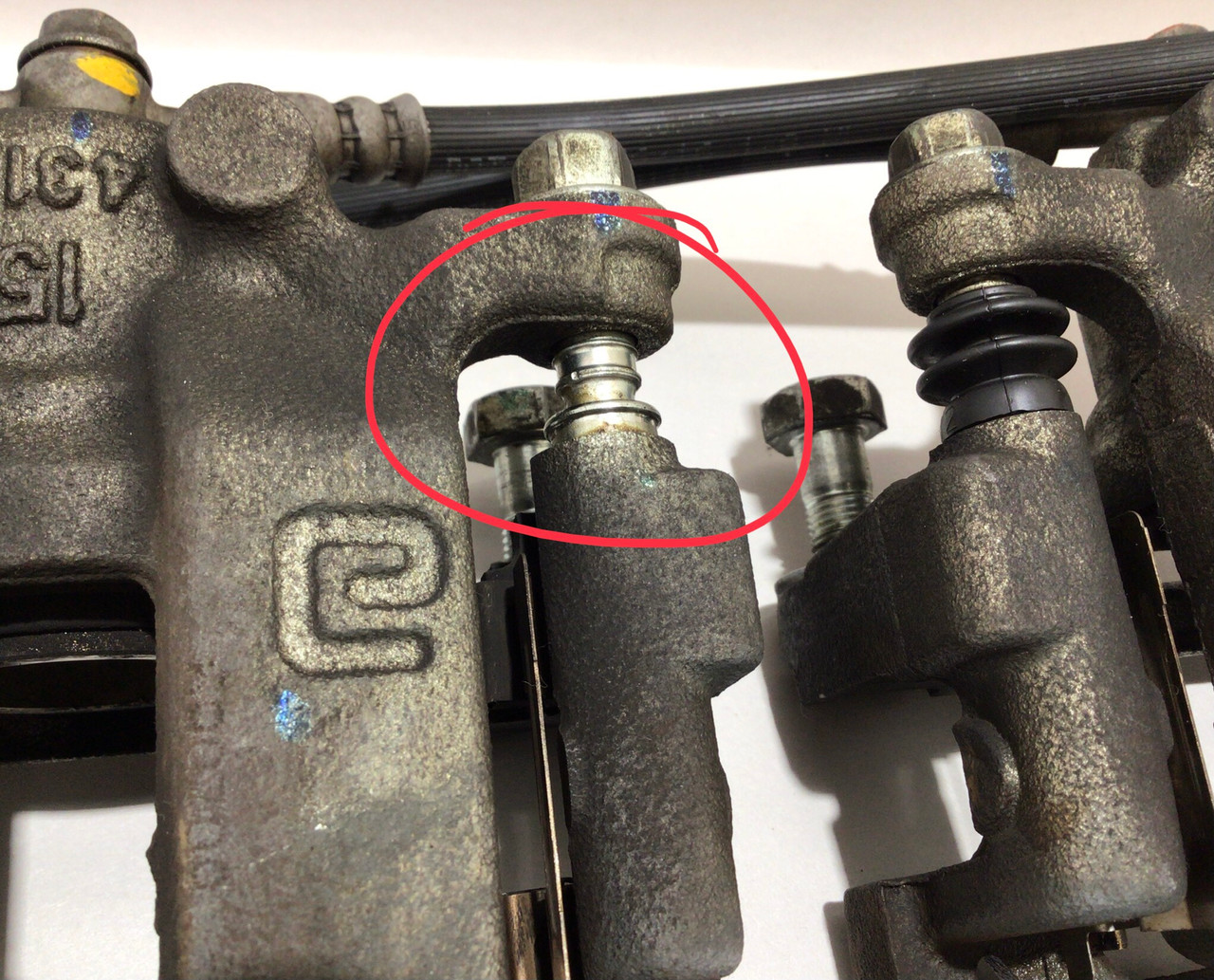 20172020 Infiniti Q60 Brake Calipers w/ Brackets Lines / OEM / 63k