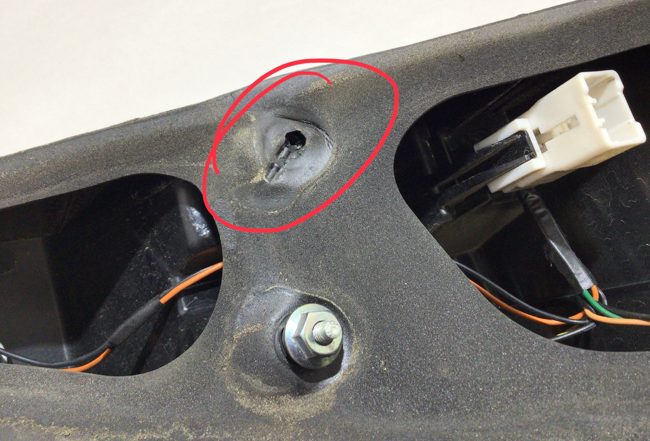 20132016 Hyundai Genesis Coupe Passenger Side Tail Light Assembly