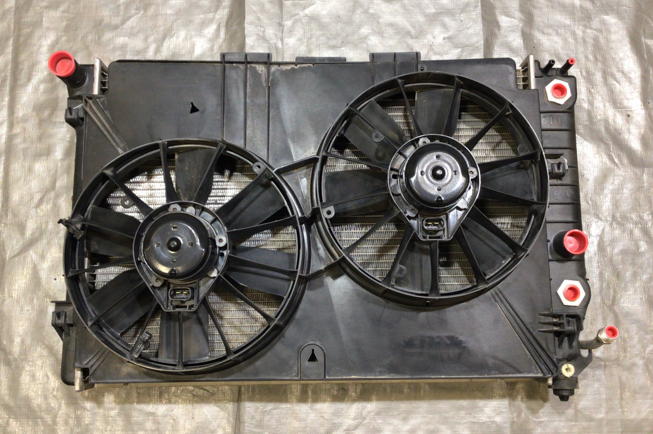 1997-2004 Chevrolet Corvette C5 Radiator w/ Cooling Fans w/ Shroud ...