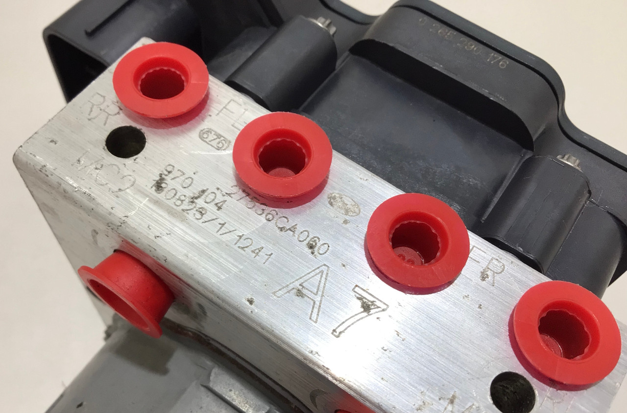 2UPJ-51826110]86(BRZ)(ZN6)エンジンコンピューター 中古 検索用:ZC6 2019-2020 Toyota 86 TRD ABS Pump Module ⁄ Brembo ⁄ 2265106452