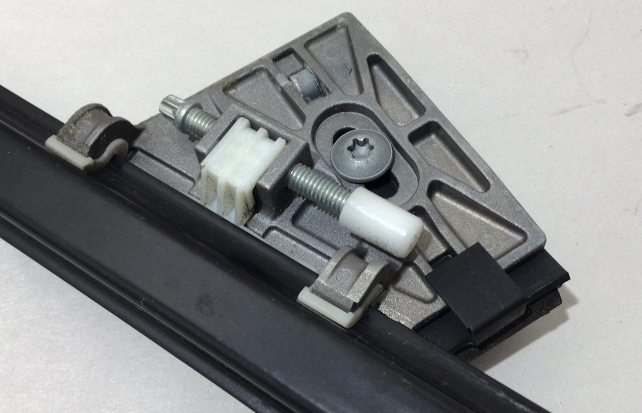 20062012 Porsche 987 Cayman / Boxster Driver Window Regulator / Motor