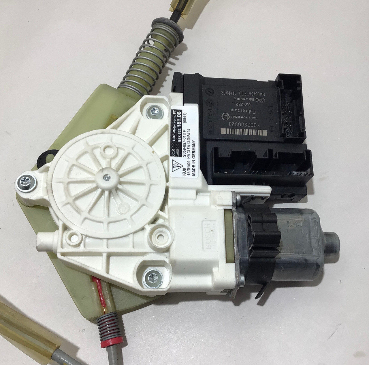 20062012 Porsche 987 Cayman / Boxster Driver Window Regulator / Motor