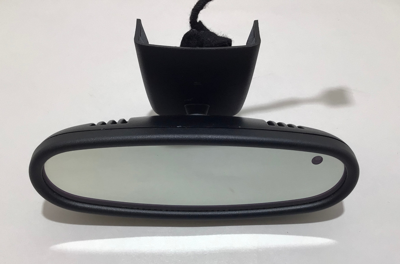 20052011 Mercedes Benz SLK R171 Auto Dim Rear View Mirror & Lamp / OEM