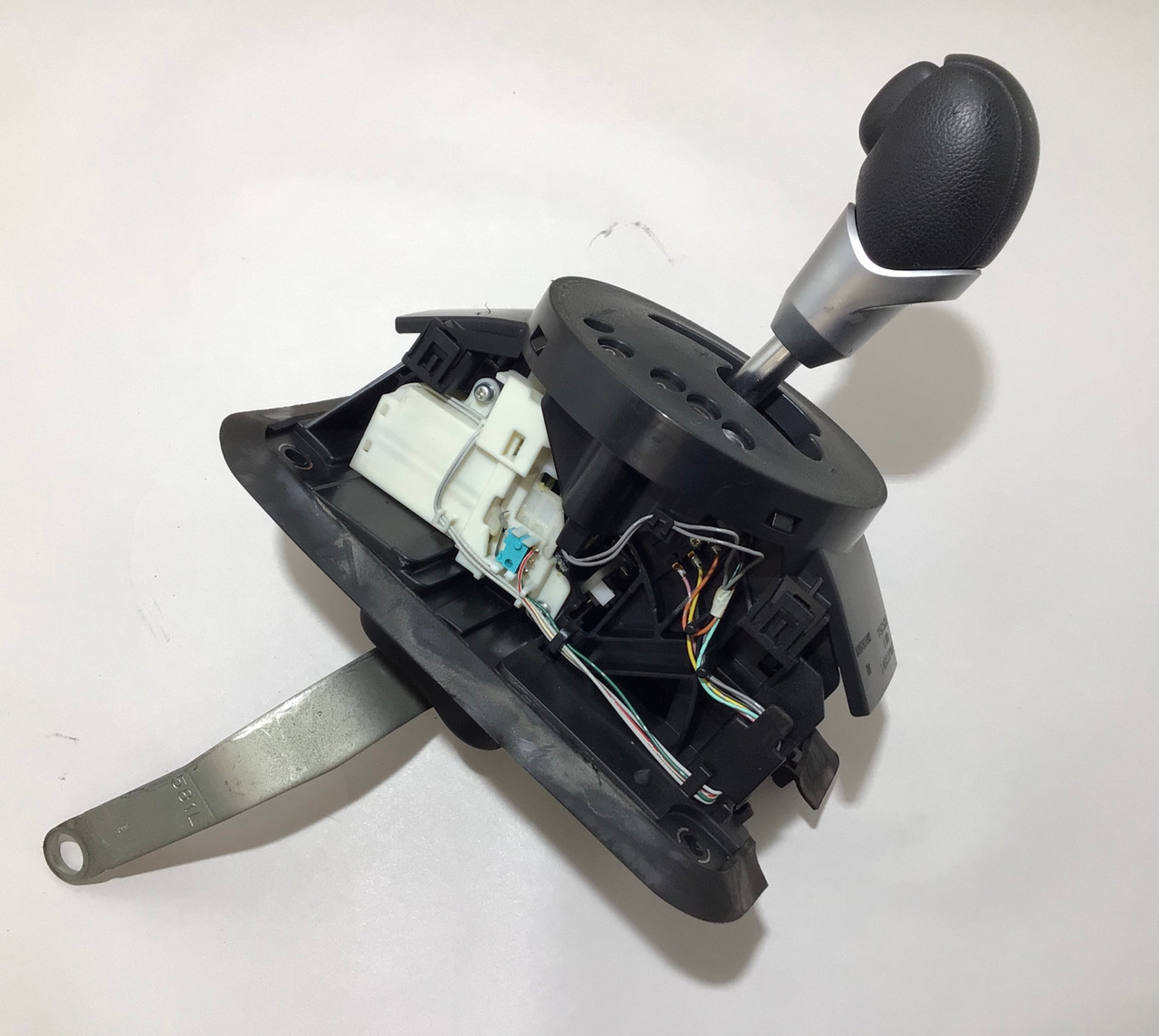 2009-2020 Nissan 370Z Automatic Shifter Base w/ Surround Trim