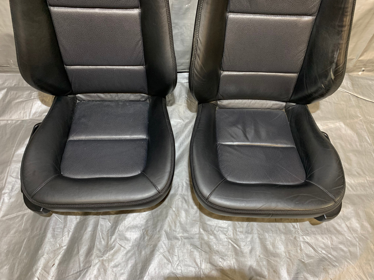 2000-2002 BMW Z3 Roadster Front Seats / Oregon Black Leather / Z3023