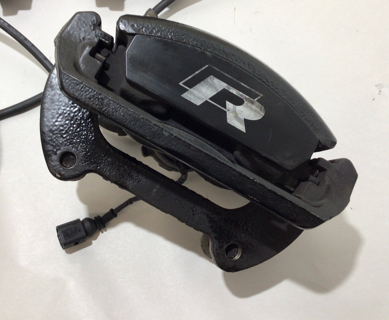 20152019 Volkswagen MK7 Golf R OEM Brake Calipers / Black / Set of 4