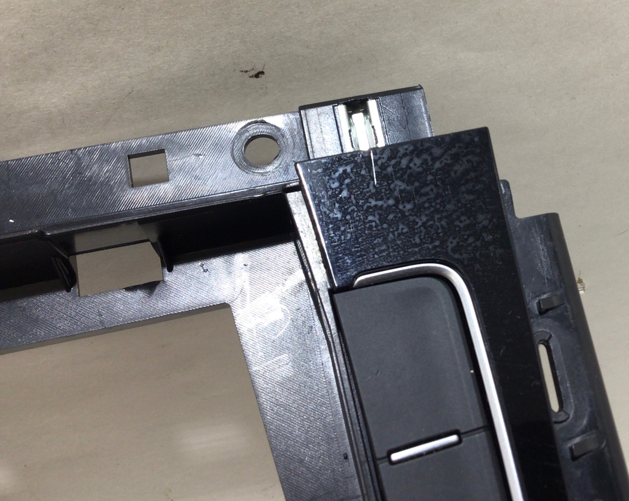 20152019 Volkswagen MK7 Golf R Center Console w/ Cupholder / M7R04