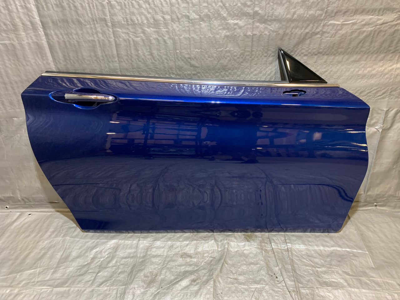 2017-2020 Infiniti Q60 Passenger Door Assembly / Iridium Blue