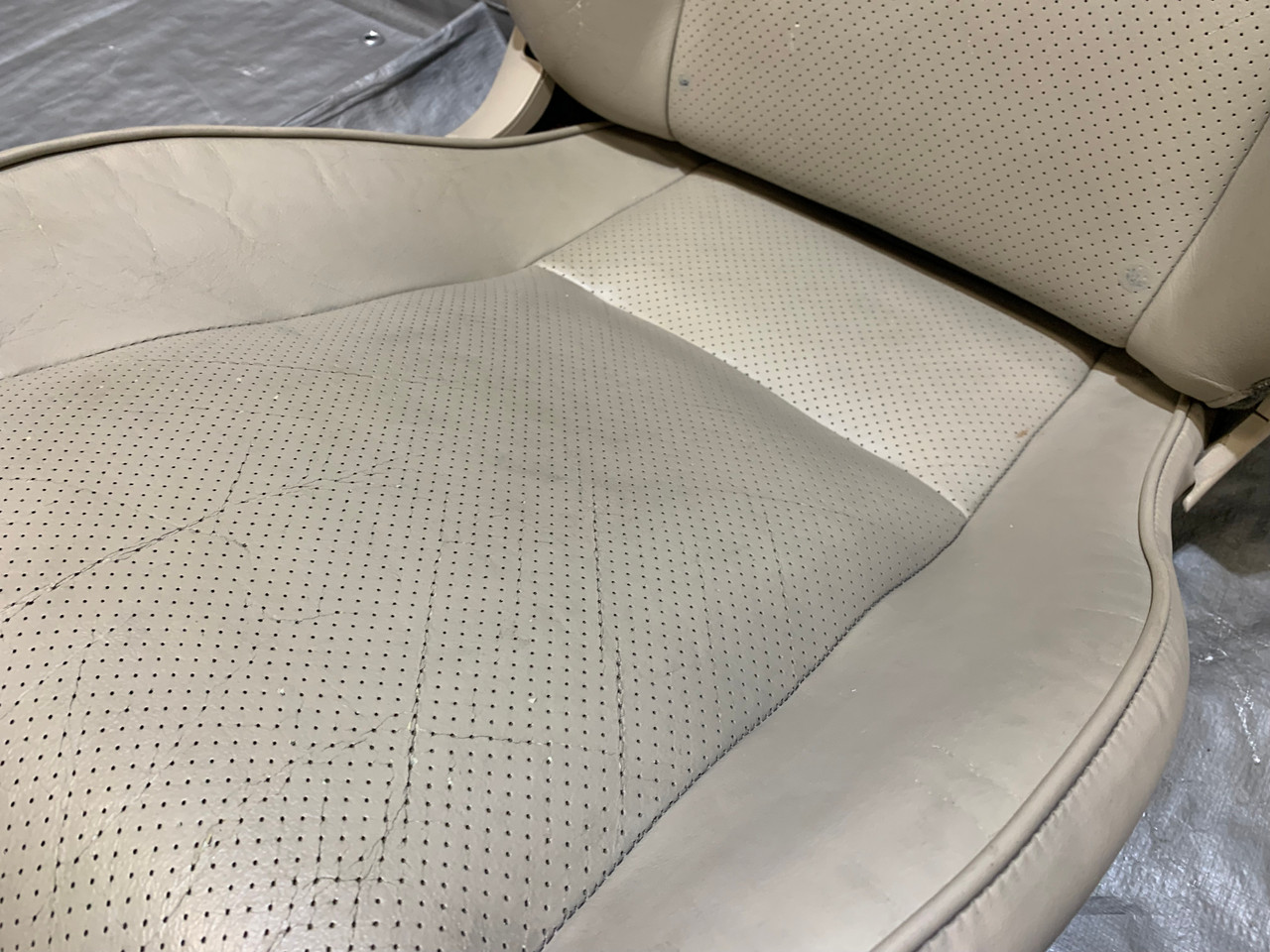 20012005 Mazda Miata Passenger Side Parchment Leather Seat / NB175