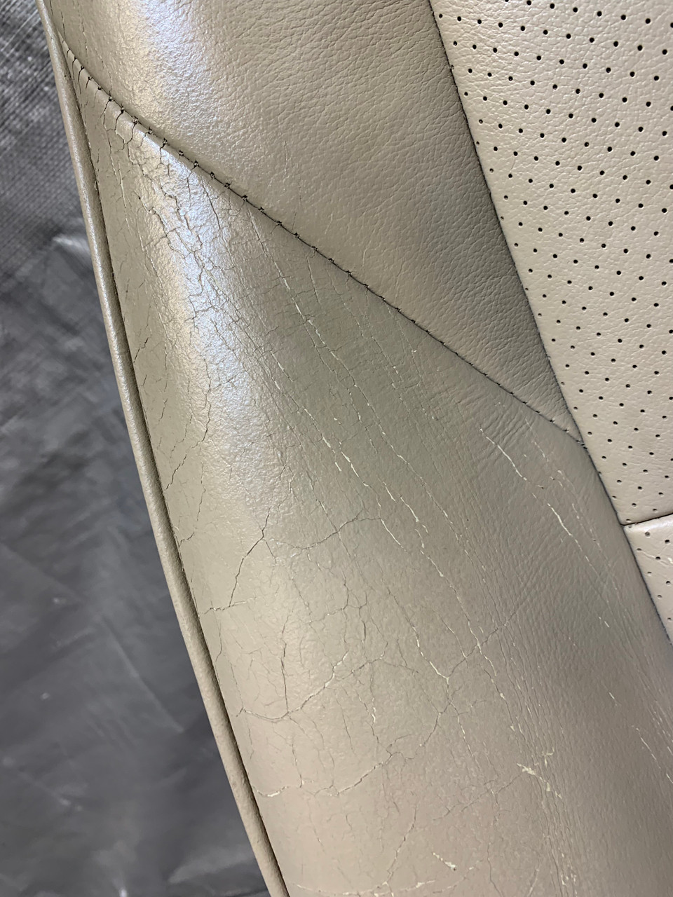 20012005 Mazda Miata Passenger Side Parchment Leather Seat / NB175