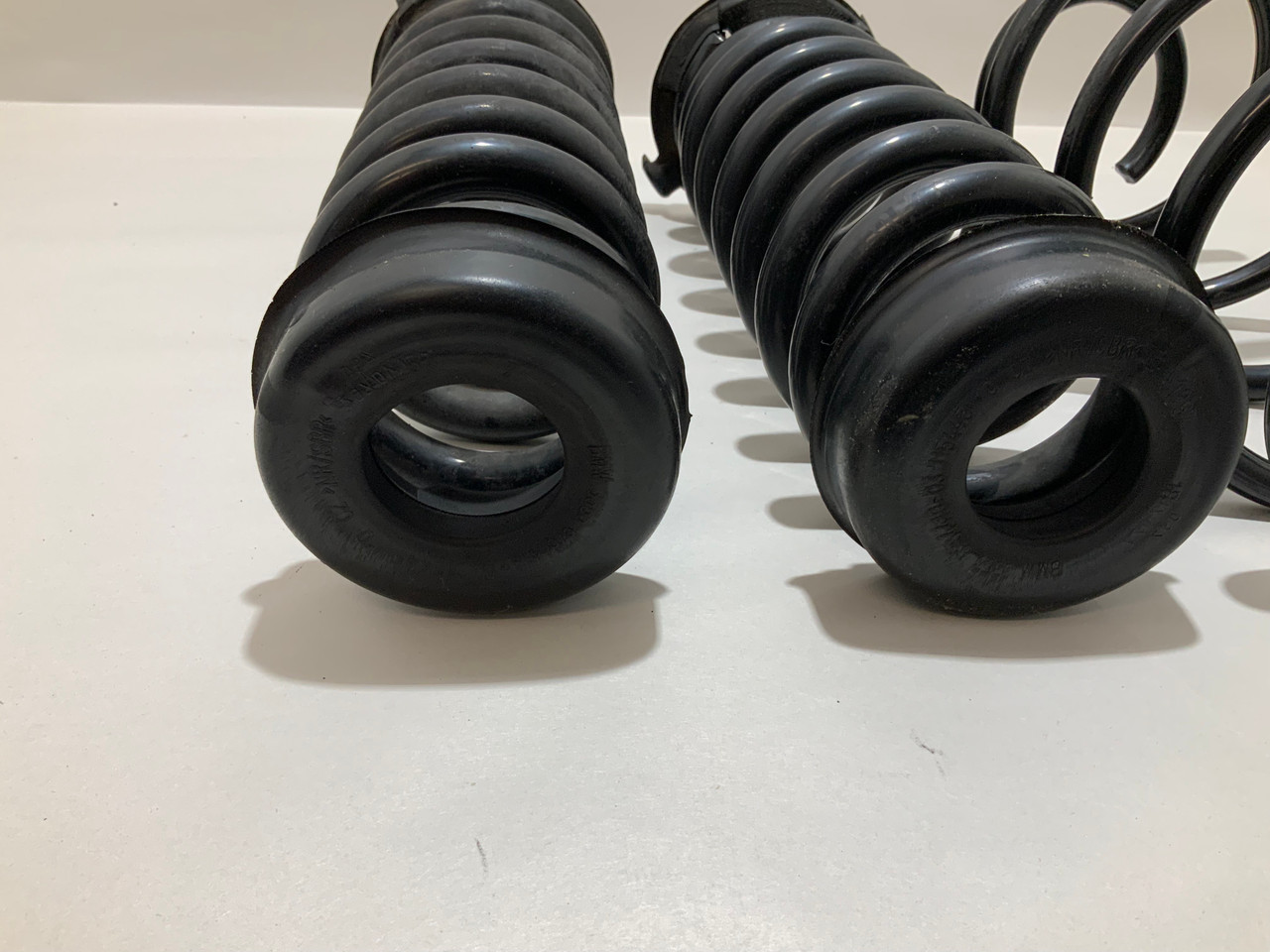 20082010 E93 BMW M3 Convertible OEM Coil Springs / Set of 4 / 98K