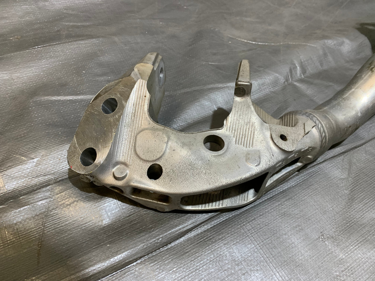2017-2020 Porsche Macan Base 2.0 Front Subframe Crossmember / 67K