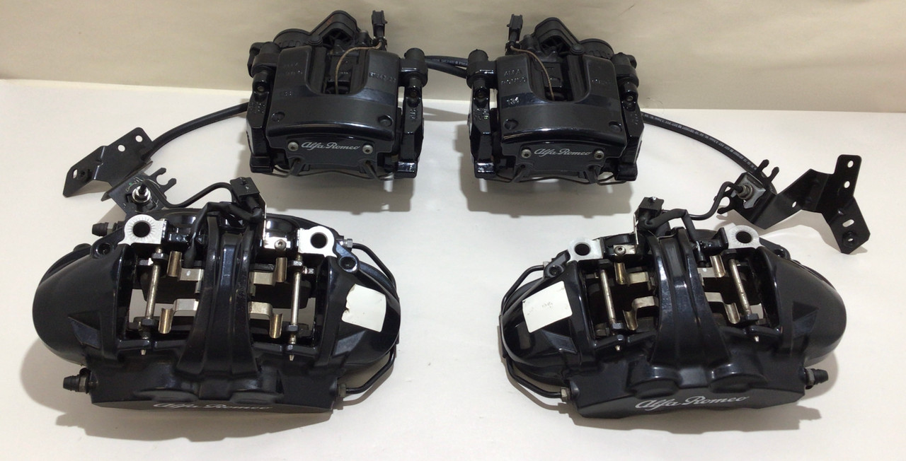 2017 2021 Alfa Romeo Giulia Sport Brembo Brake Calipers Set of 4 Black 22K AG003