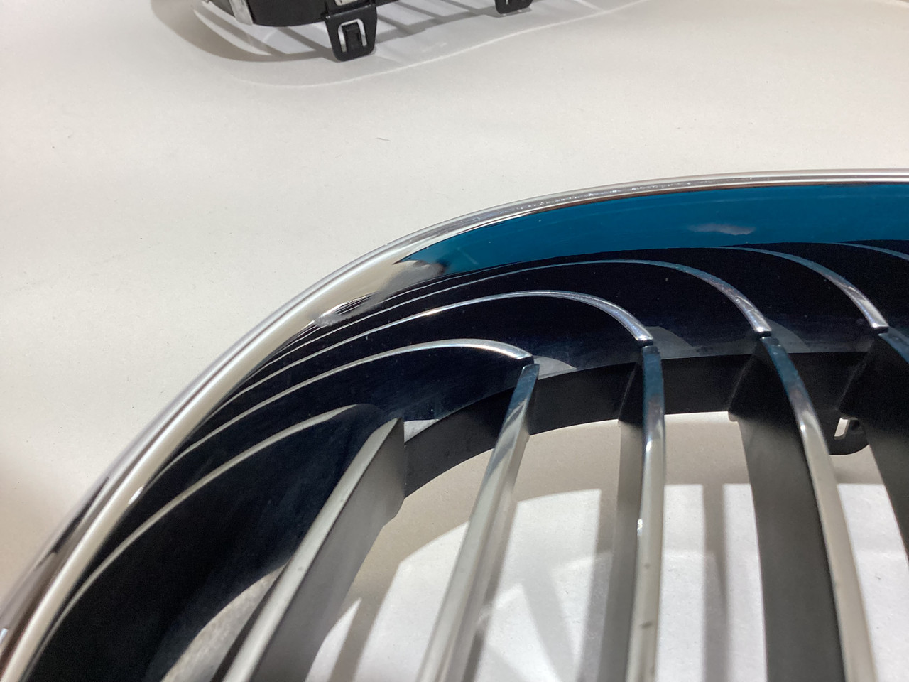 りりページ 2008-2013 BMW 128i 135i Front Kidney Grilles / Pair / Chrome