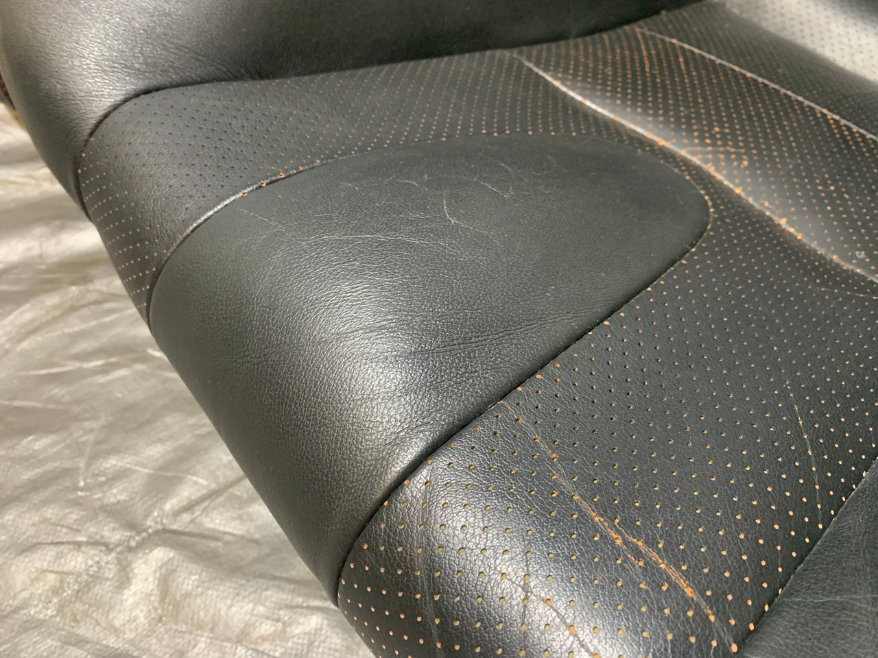 2007-2008 Nissan 350Z Coupe Black Leather Seats / Pair / 5Z018