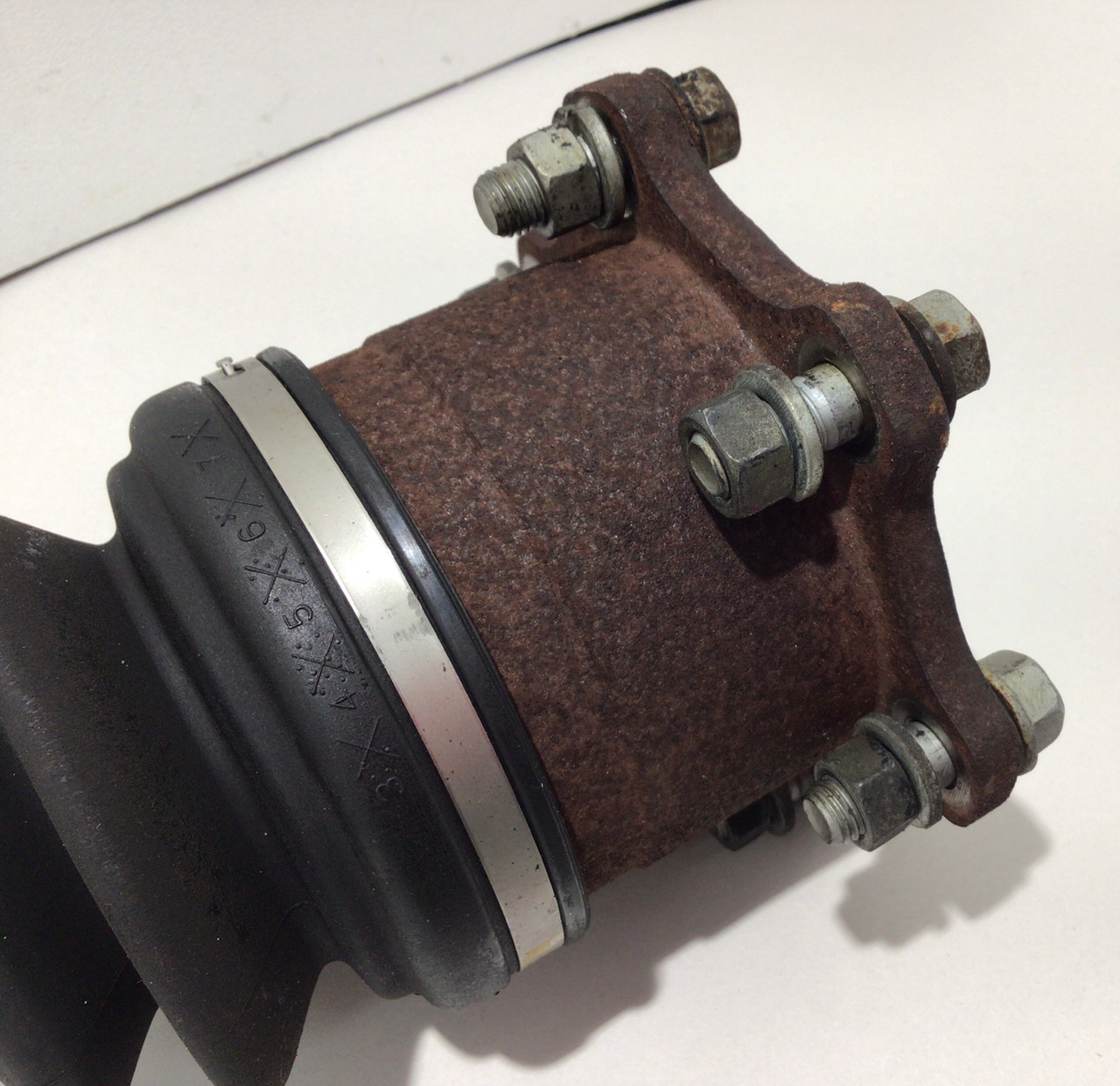 20032008 Nissan 350Z Rear Axles Half Shafts / Pair / Automatic / 92K