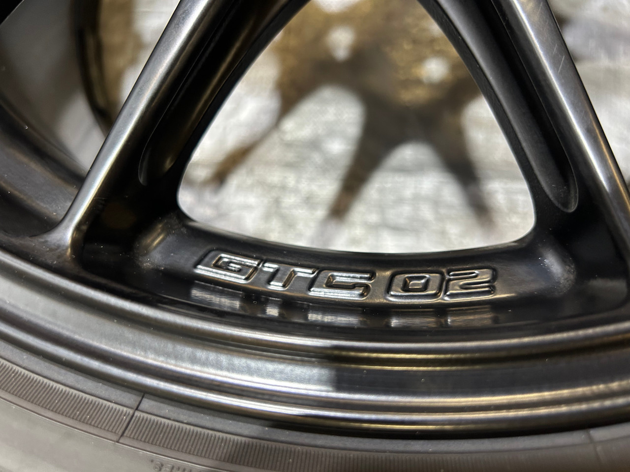 美品　ENKEI GTC02 18インチ タイヤセット アゼニス　FK510 Enkei GTC02 - 18