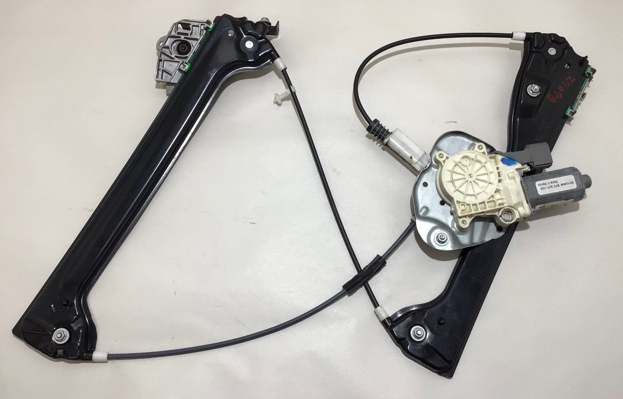 2004-2006 E85 BMW Z4 Convertible Passenger Side Window Regulator w