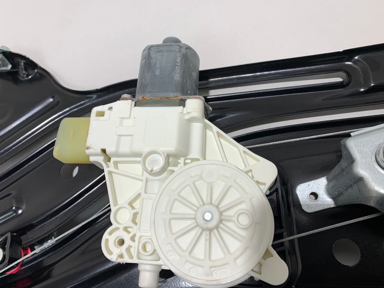 2016-2019 Mini Cooper F57 Convertible Passenger Quarter Window
