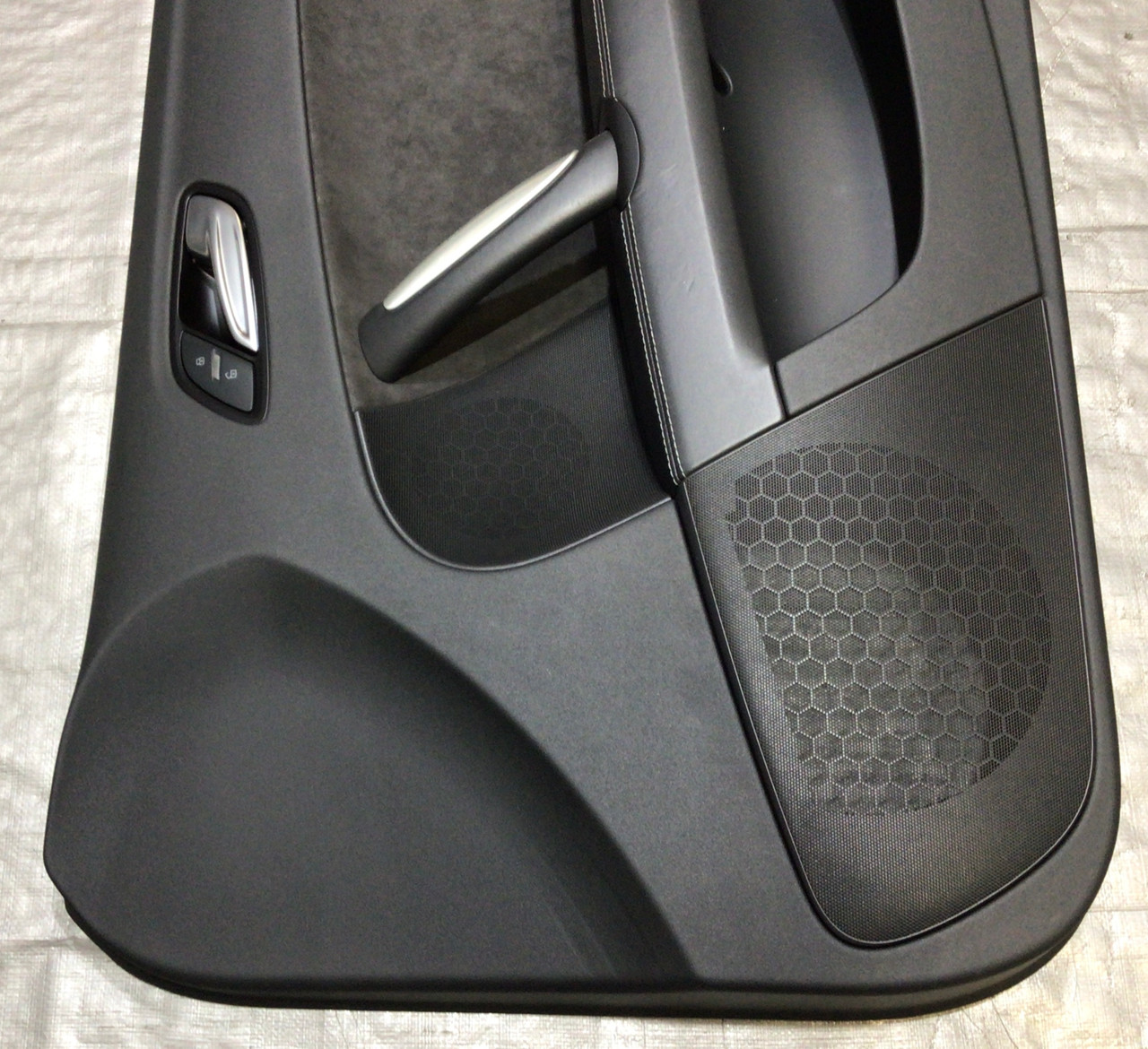 Audi TT mk2 Full Door Card with material door handles