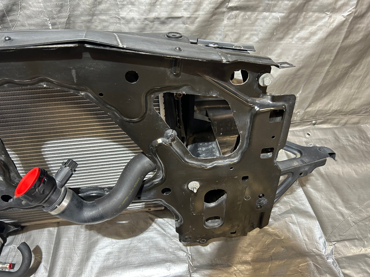 2003-2005 E85 E86 BMW Z4 Front Core Support / Radiator Assembly