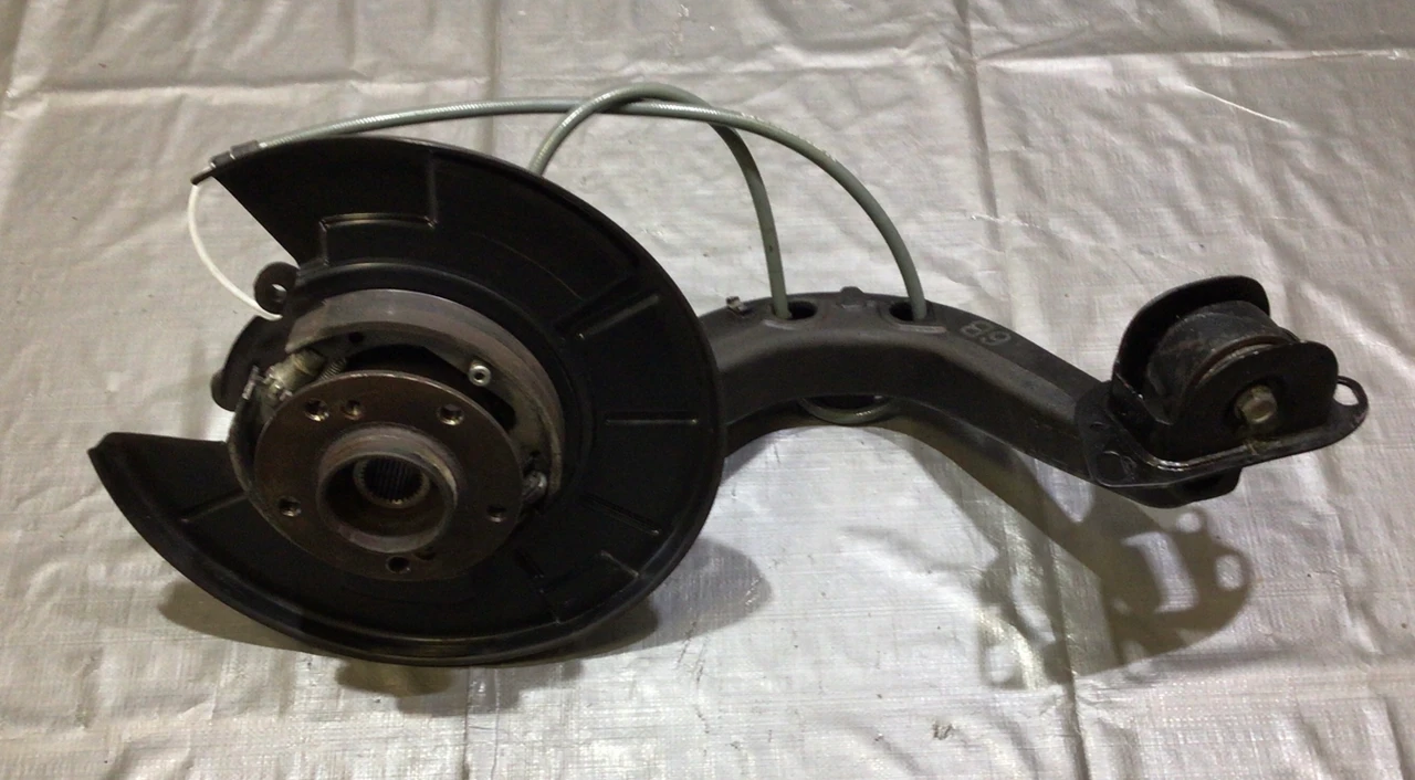 2001-2006 E46 BMW M3 Passenger Rear Trailing Arm w/ Hub Assembly / M3016