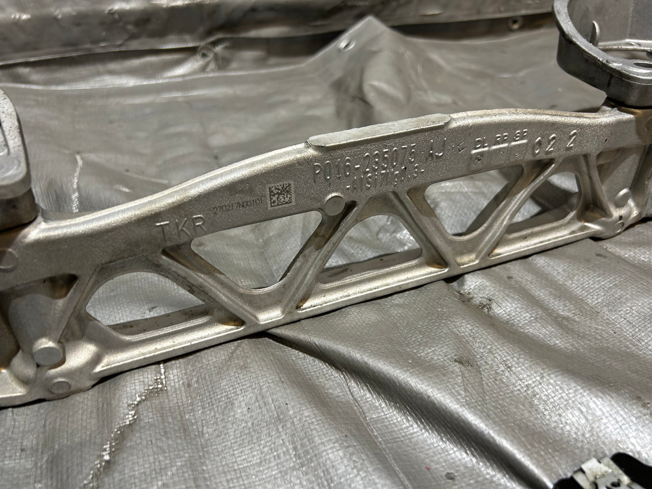 2015-2018 Porsche Macan S GTS Turbo V6 Front Subframe Crossmember